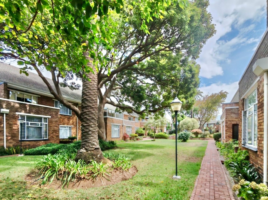 2 Bedroom Property for Sale in Kenilworth Western Cape